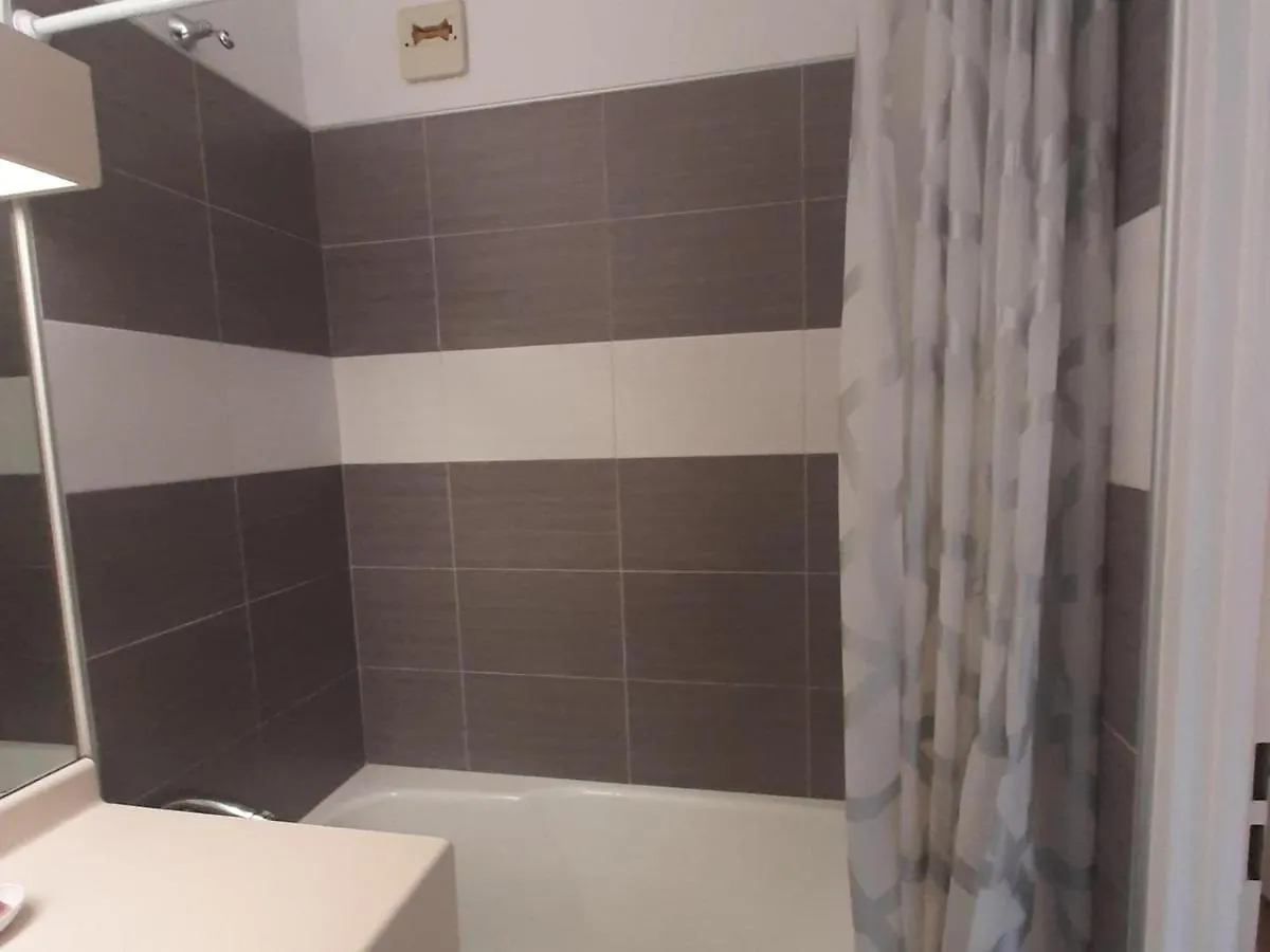 Apartment Studio Cabine 33M² Avec Balcon Au Centre Du Village - Fr-1-515-68 Villard-de-Lans
